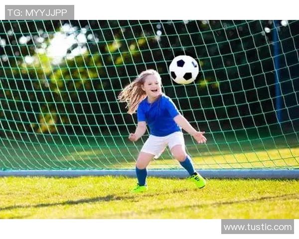 深入探索足球知识的奥秘与魅力,助你成为球场上的智慧玩家 深入探索足球知识的奥秘与魅力,助你成为球场上的智慧玩家